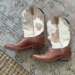 Cowhide Leather Cowgirl Boots. Size 8